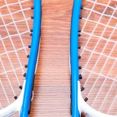 Rakieta do squasha vs tenisowa: Kluczowe różnice i wybór
