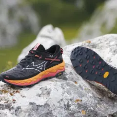 Buty trailowe: Jak wybrać idealne na leśne ścieżki?