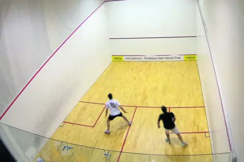 Squash Bydgoszcz: Gdzie grać, ile kosztuje i jak zacząć?