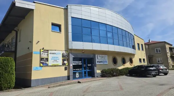 Squash Krosno: Korty, ceny, rezerwacja Twój kompletny przewodnik