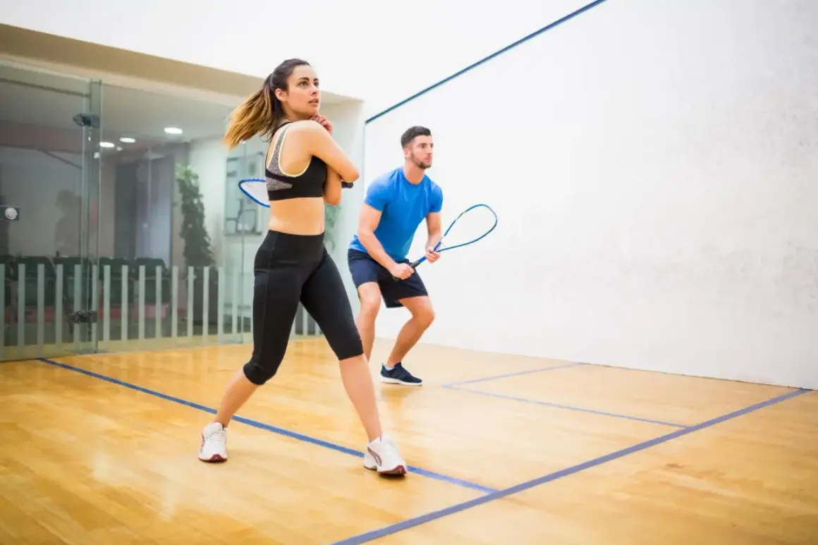 Squash dla początkujących: Kompletny przewodnik i korzyści
